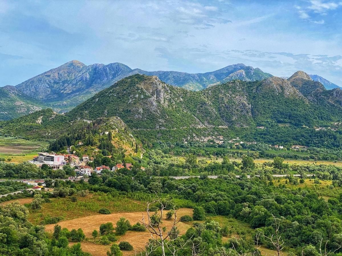Eco Villas Merak Virpazar Exteriör bild