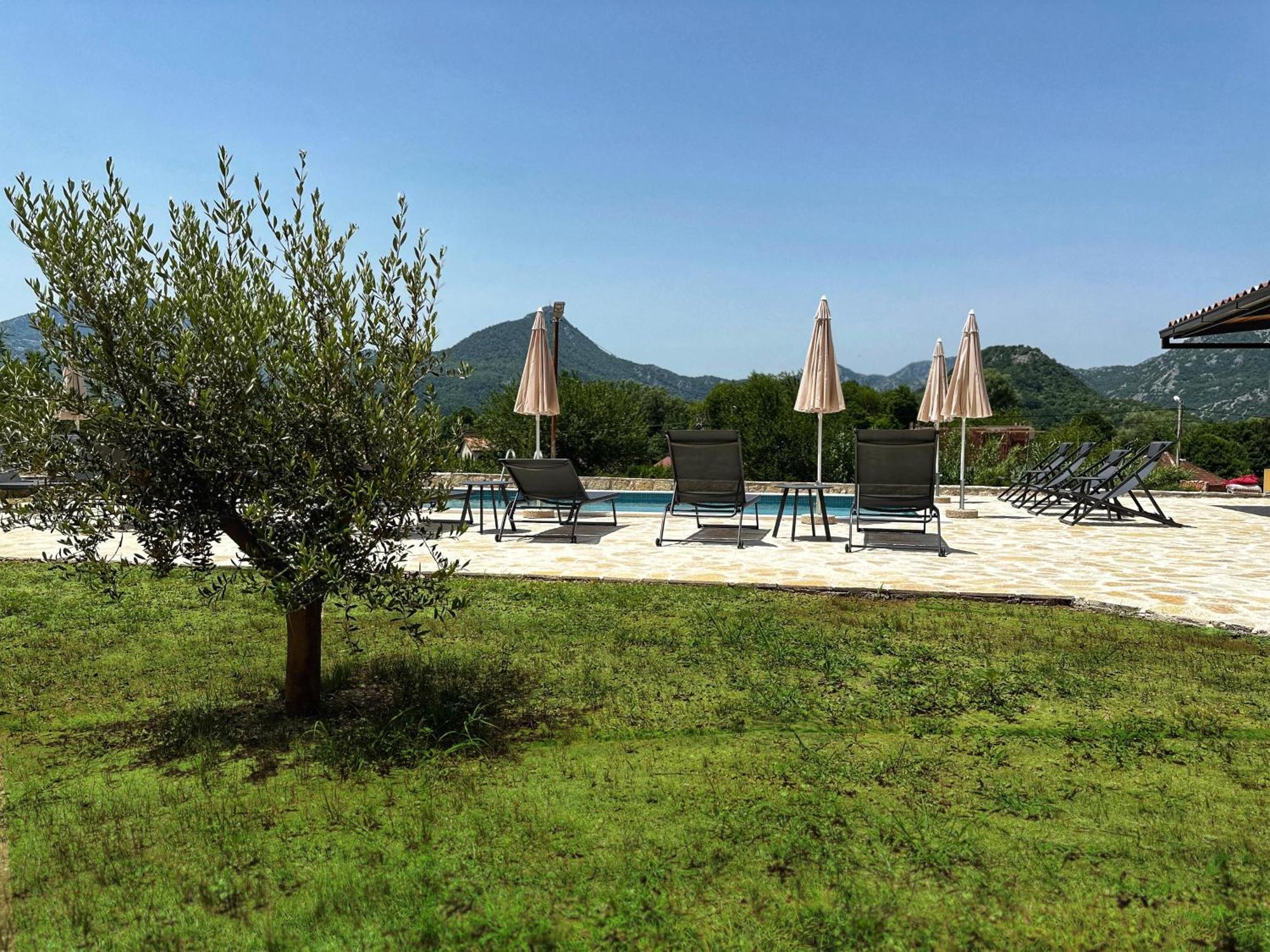 Eco Villas Merak Virpazar Exteriör bild