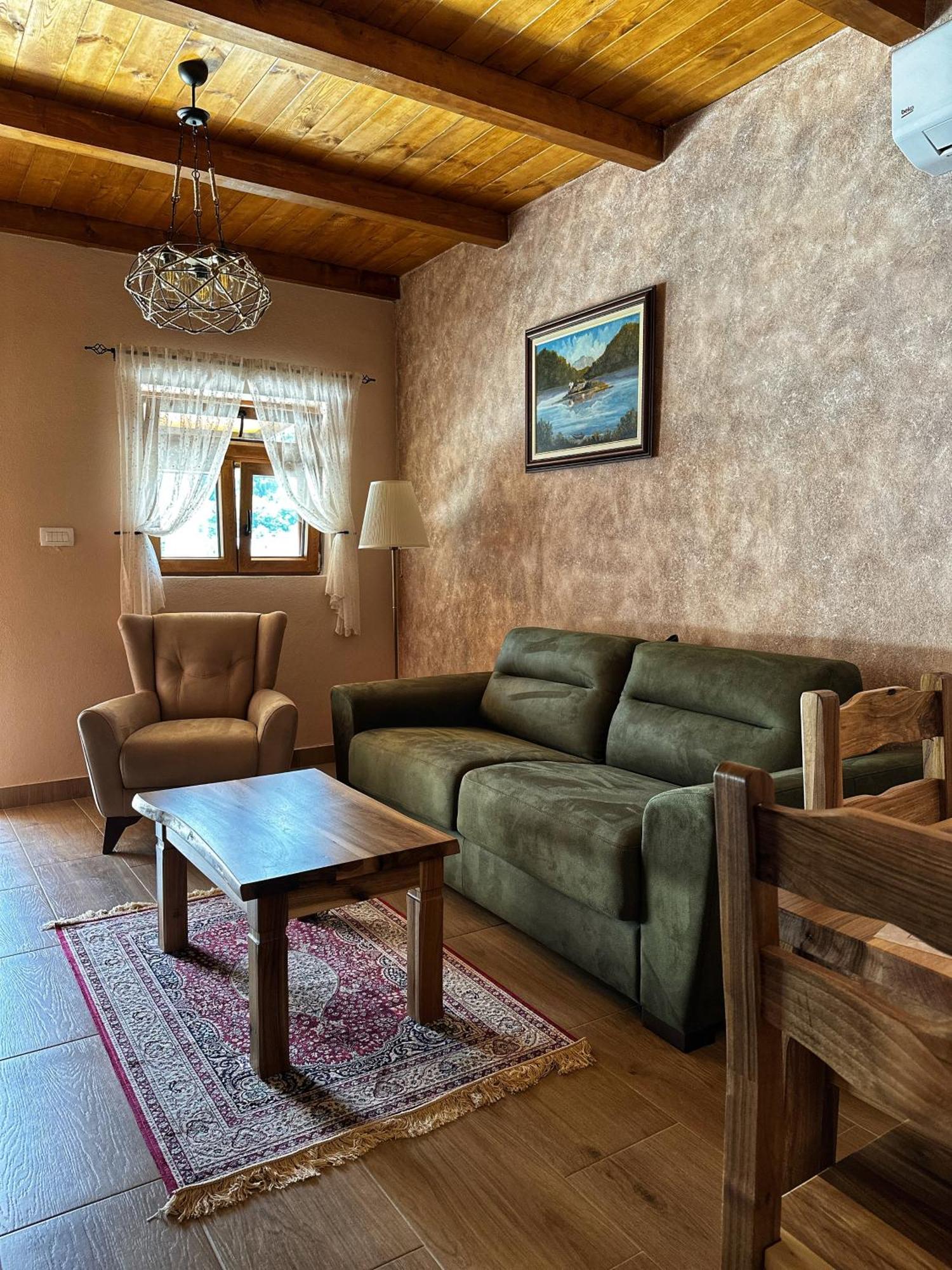Eco Villas Merak Virpazar Exteriör bild