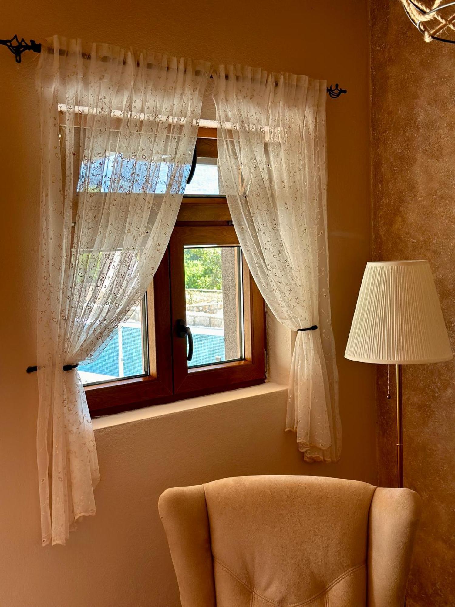 Eco Villas Merak Virpazar Exteriör bild