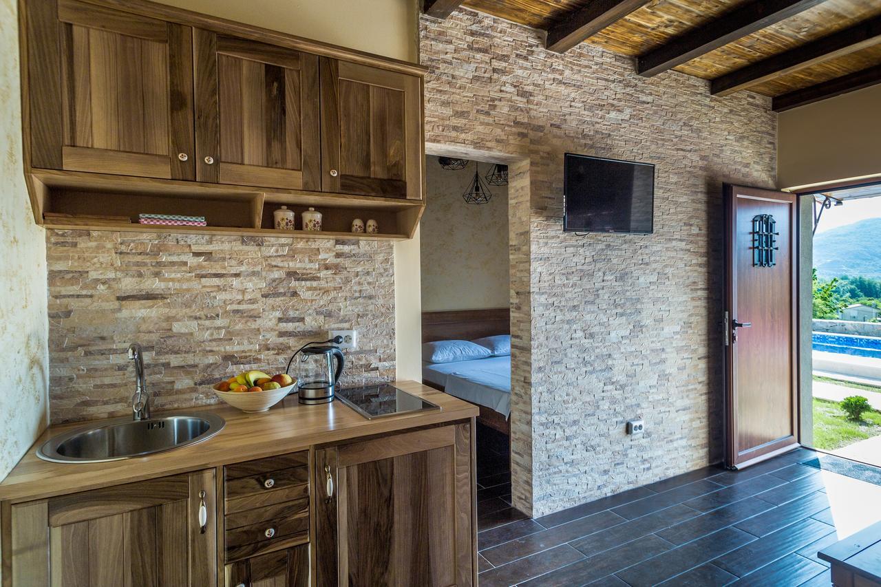 Eco Villas Merak Virpazar Exteriör bild
