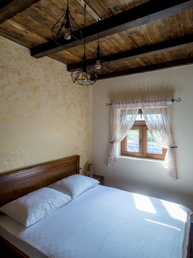 Eco Villas Merak Virpazar Exteriör bild